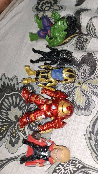 action figures, avengers characters, mini characters 2