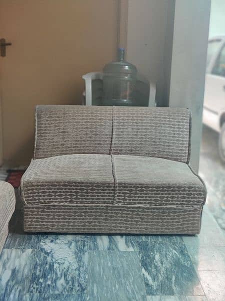 SOFA SET 3 SEATER & 2 SEATER 1