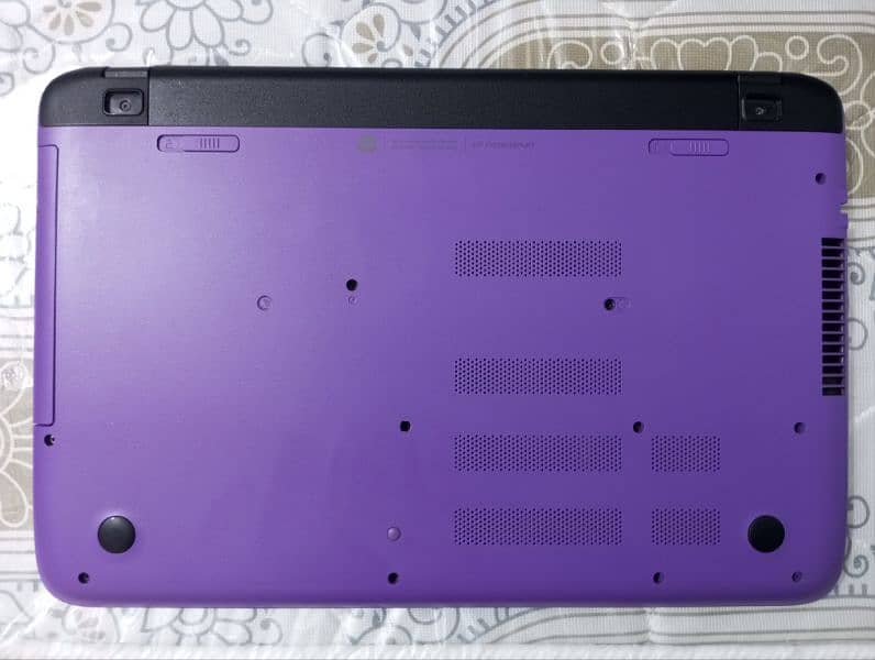 Hp Pavilion15 i3 4th Generation Purple Glittered unique colour 8