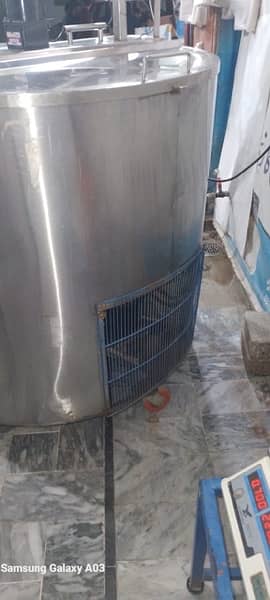 400LITERS MILK CHILLER FULLY AUTOMATIC 6