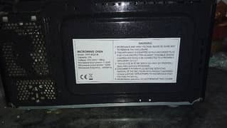 microwave oven