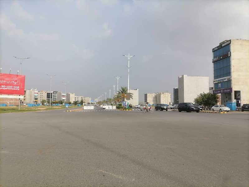 Prime 1 Kanal Plot For Sale In DHA Phase 7 0