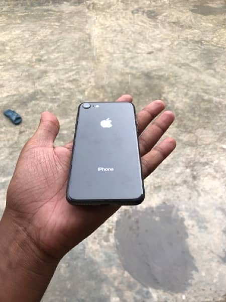 iphone 8  contact 03044225549 4