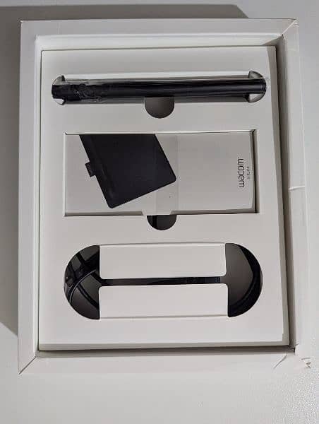 Wacom Intuos CTL 4100 Tablet 3