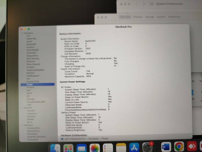 MacBook Pro 13 inches M 1 2020 16 GB / 1 TB 3