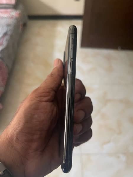 iphone X Pta Aproved with box 2