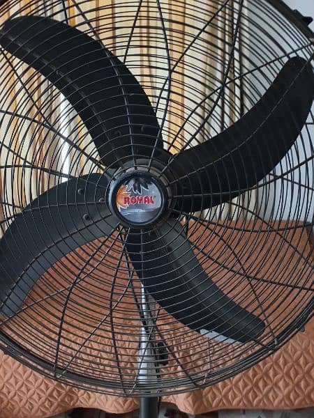 Royal pedestal fan 24 inch Black Color good condition 3