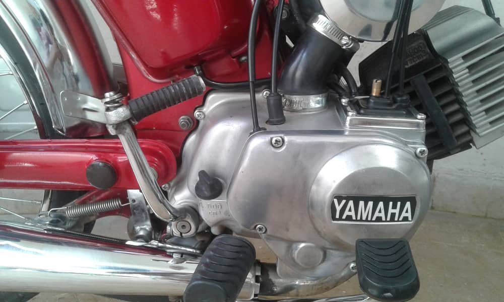 Yamaha Royal YB100 2 stroke lush condition. 3