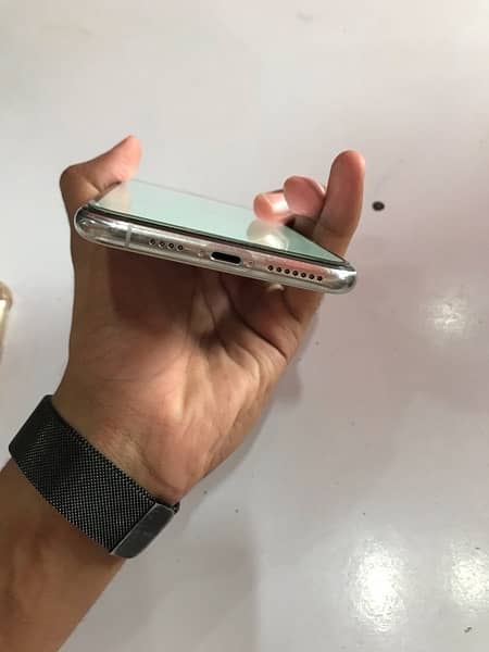 iphone 11 pro max non pta 3