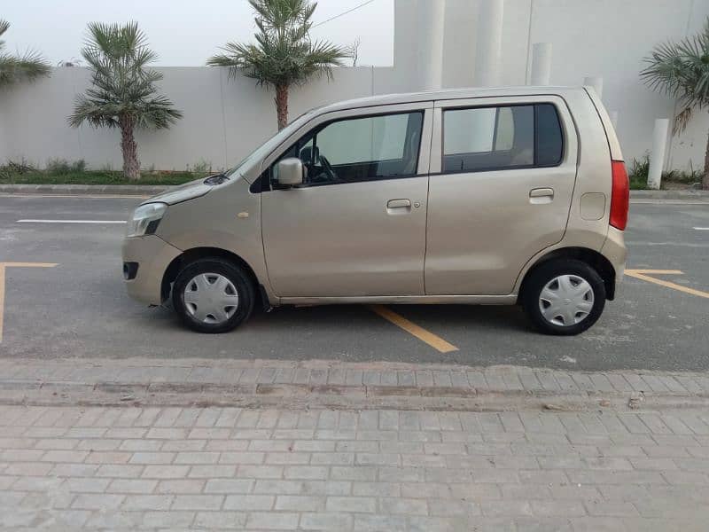 Suzuki Wagon R 2015 9