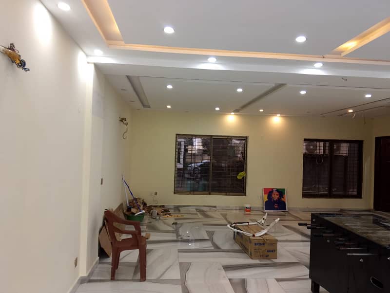 Commercial Floor near Talwar Chowk Bahria Town Lahore 0