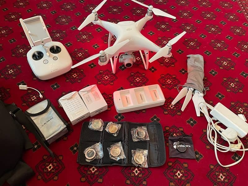 DJI Phantom 4 pro, 10/10 condition with 3 batteries and Bag 14