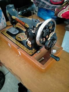 Sewing Machine for urgent sale 0