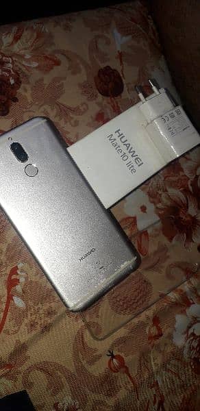 Huawei mate 10 lite 4GB RAM/64GB ROM 0