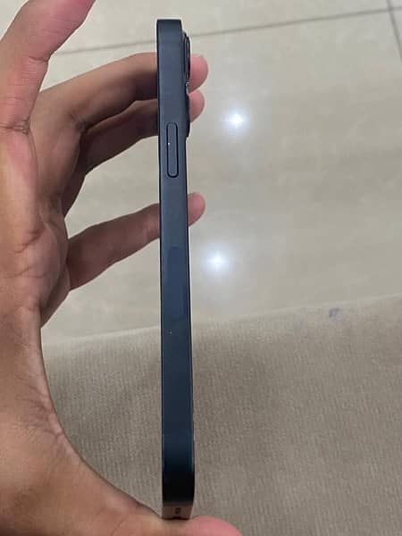 iPhone 13 128GB NON PTA water-packed 3