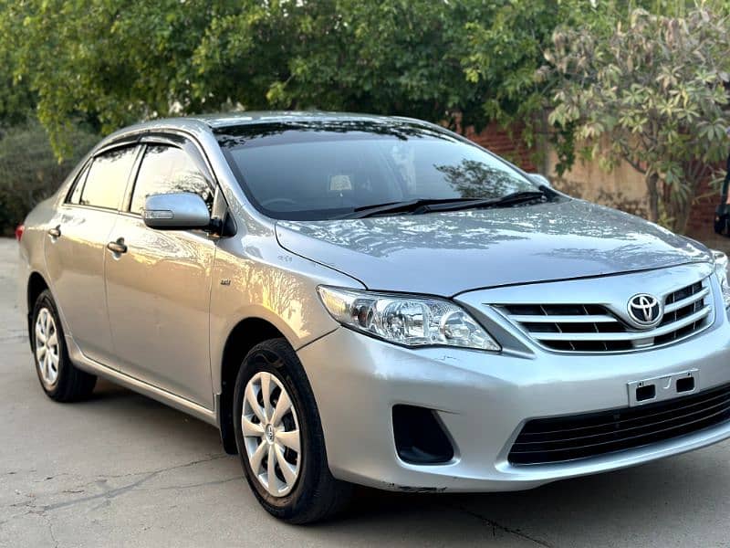 Toyota Corolla GLI 2012 0