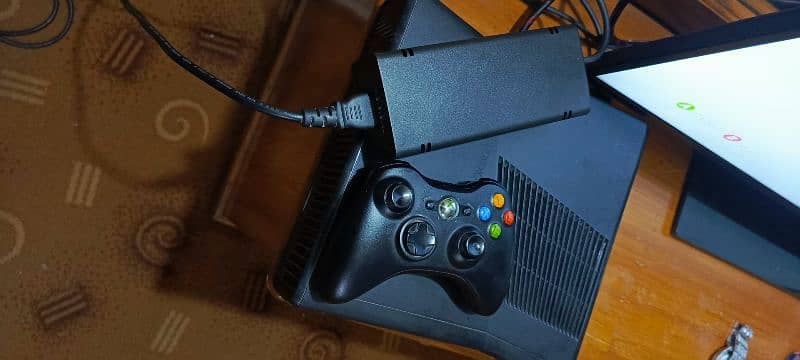 XBOX 360 SLIM 256gb JTAG 4