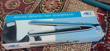 Deluxe ceramic hair straightener