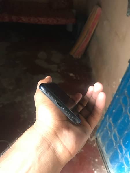 i phone se 2020 128 gb jv non pta 3