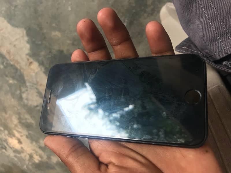 i phone se 2020 128 gb jv non pta 10