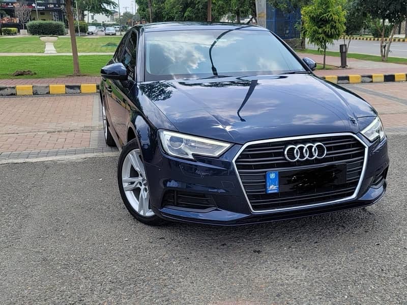 Audi A3 2020 1