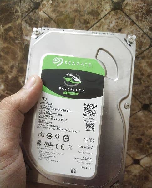 1TB hard disk computer 0