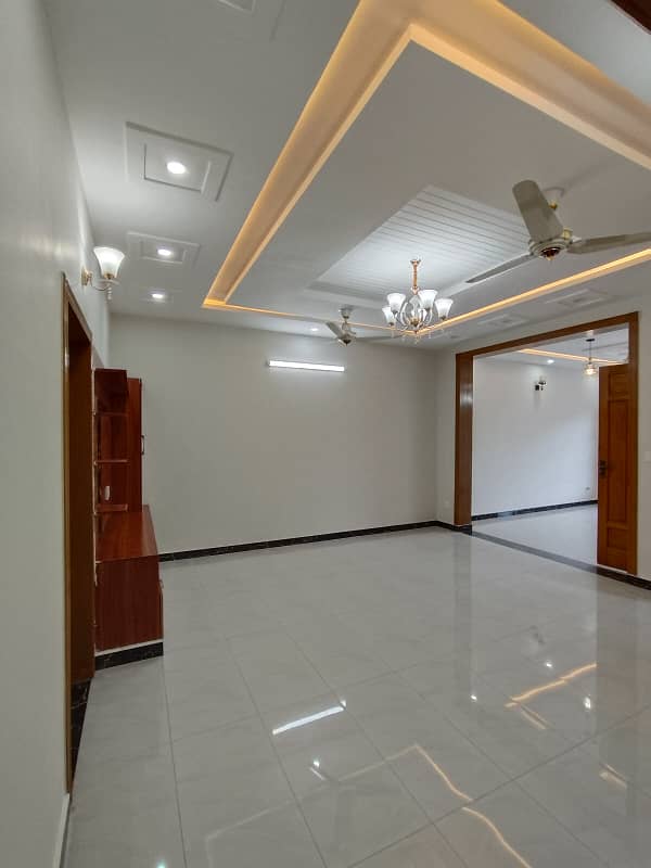 Brand New 30x60 House For Sale With 5 Bedrooms In G-13 Islamabad 4