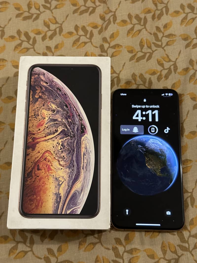 iPhone XS MAX 0