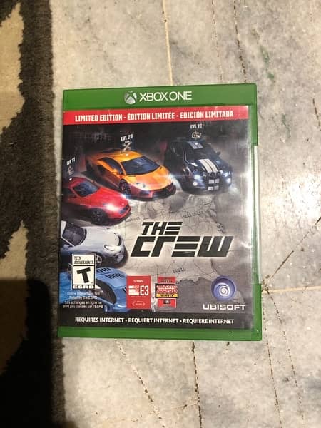 The Crew game for Xbox one 0