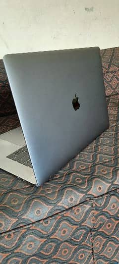 Apple Macbook Pro 2017