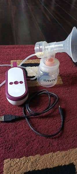 Tommee tippee Recahrable ELECTRIC Breasts pumps 8