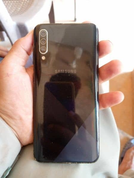 galaxy a30s in good condition 4 128 ram rom screen fingerprint 2