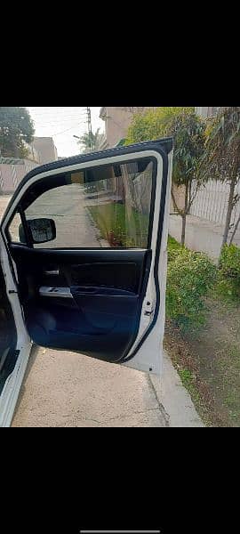 Suzuki Wagon R 2015 11