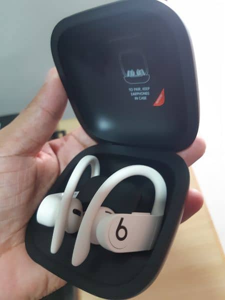 Beats Powerbeats Pro In-Ear Wireless Headphones (One Side working) 3