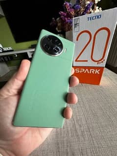 Tecno Spark 20 pro plus 8/256