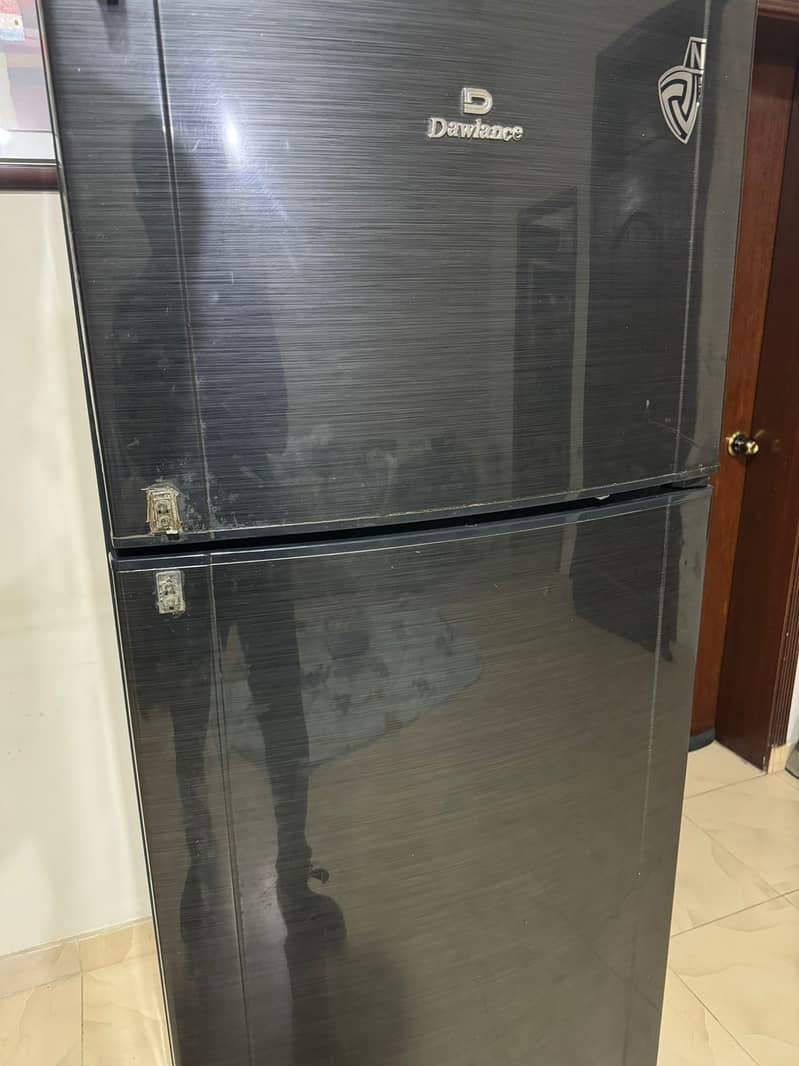 DAWLANCE Fridge {Model 9188} Hi Zone 0