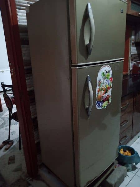 haier fridge with gud condition 2