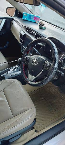 Toyota Corolla Altis Grande 2017 19