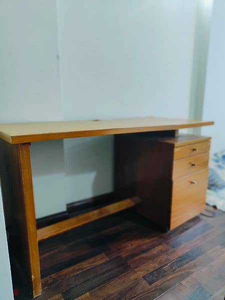 Study Table For Sale 1