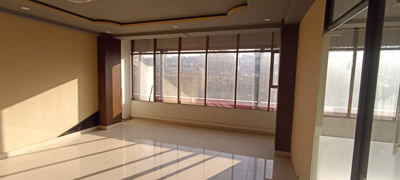 Office 2050 Square Feet Available For Rent On Gt Road - DHA Phase 2 - Islamabad 1