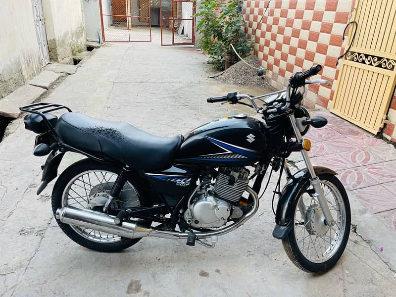 “ Suzuki GS 150: Genuine, Ready to Ride!" 2