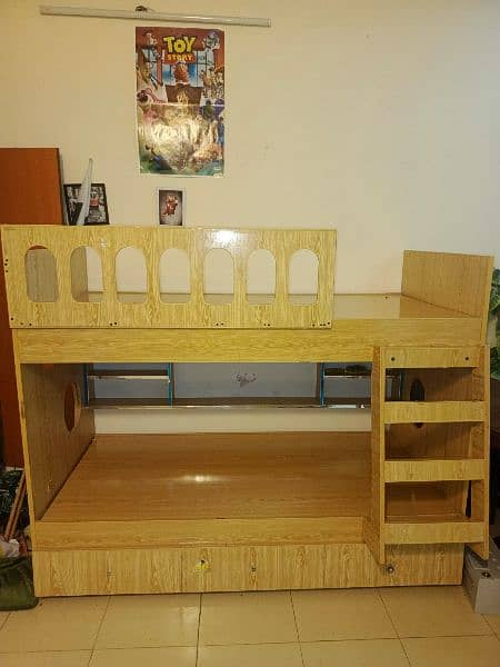 Triple Bunk Bed like New 7