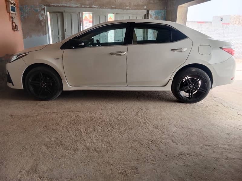 Toyota Corolla GLI 2019 6