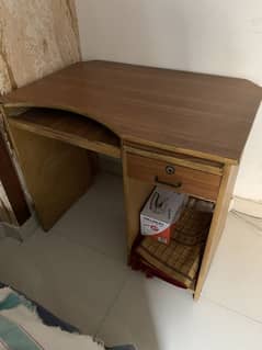 Computer Table