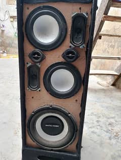 Dj Speaker 12 volt and 220 volt 0