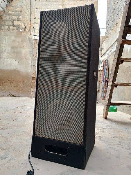 Dj Speaker 12 volt and 220 volt 7