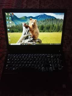 Dell Latitude 5590 0