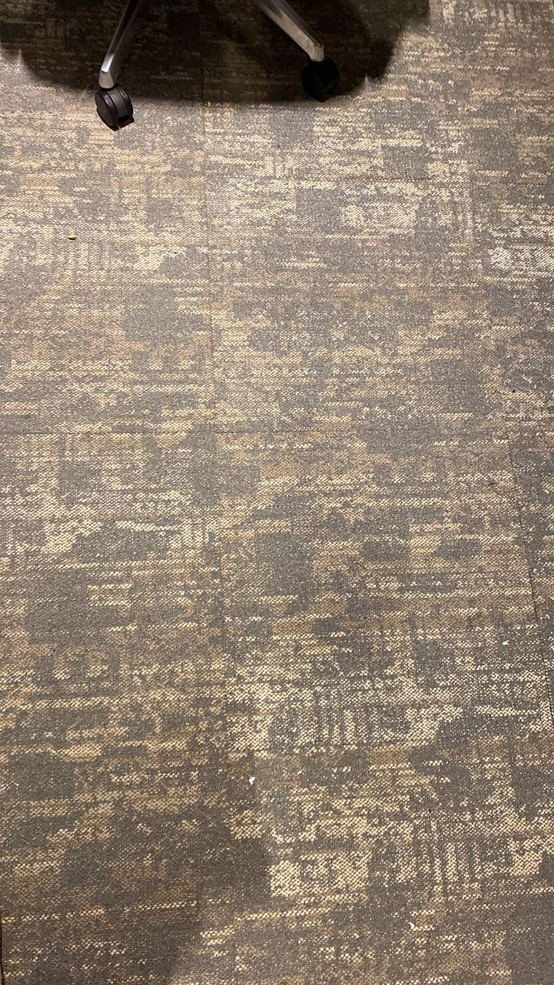 Grey dubai imported carpet tiles 4