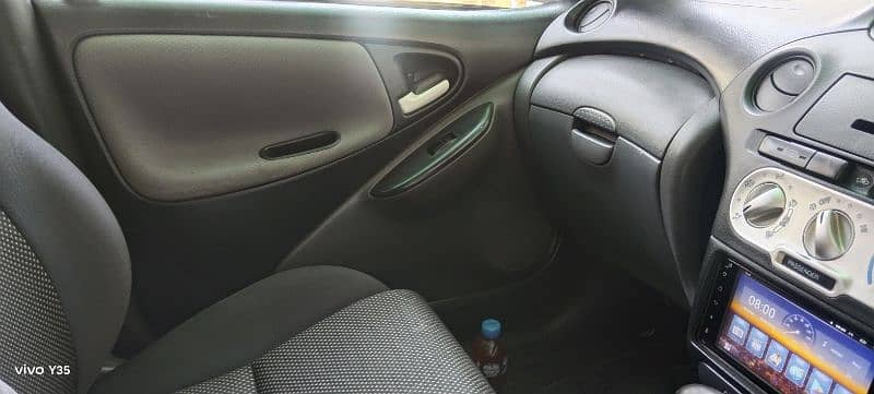 Toyota Vitz 2003 4