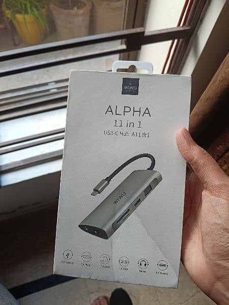 wiWU Alpha 11-in-1 USB-C Hub (Brand New) 0